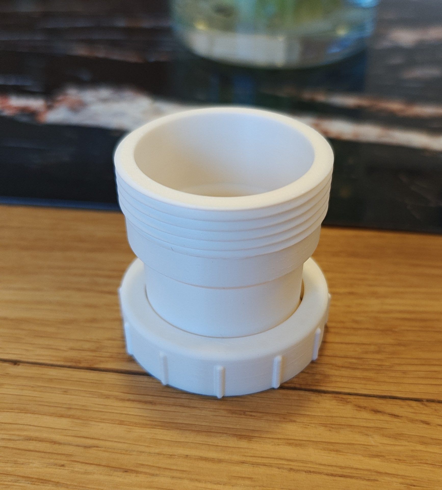 Abflussverlängerung auf Maß aus ABS mit Gewinde und beweglichem Schraubring aus einem Stück gedruckt